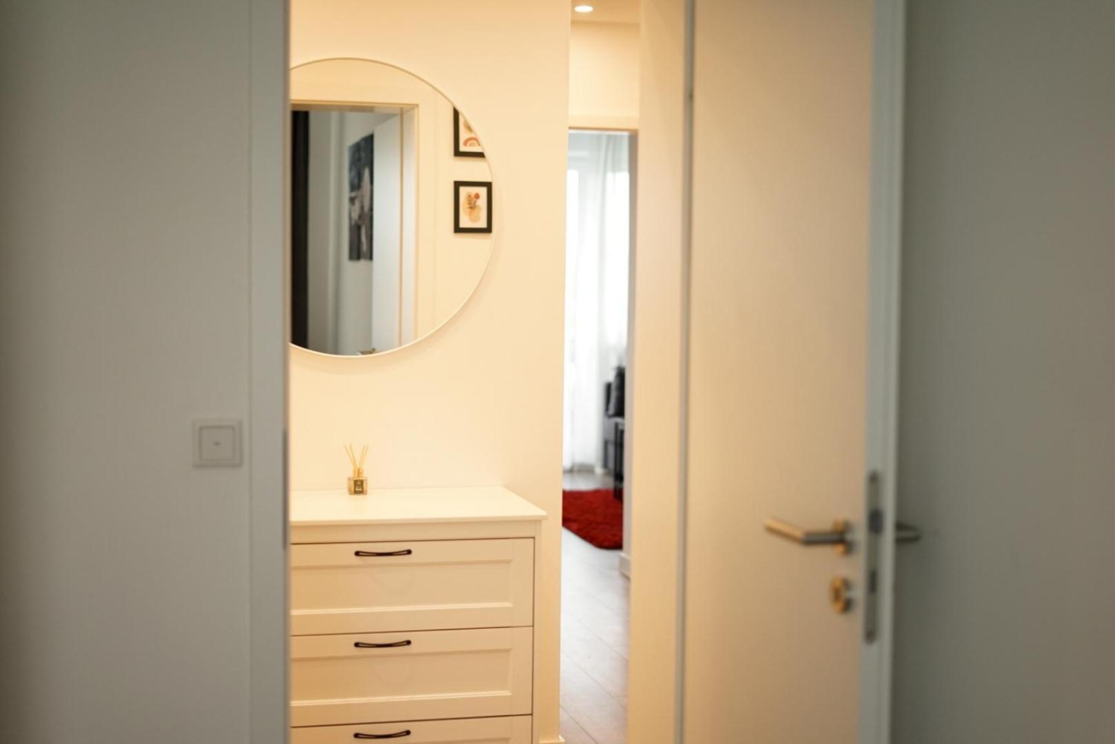 Moeblierte 3-Zimmer-Wohnung Nahe Duesseldorf In Duisburg-Sued Екстер'єр фото