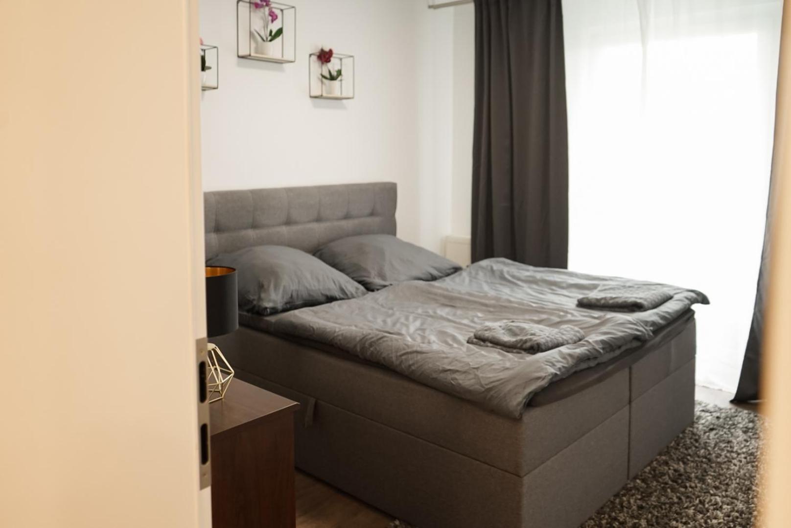 Moeblierte 3-Zimmer-Wohnung Nahe Duesseldorf In Duisburg-Sued Екстер'єр фото
